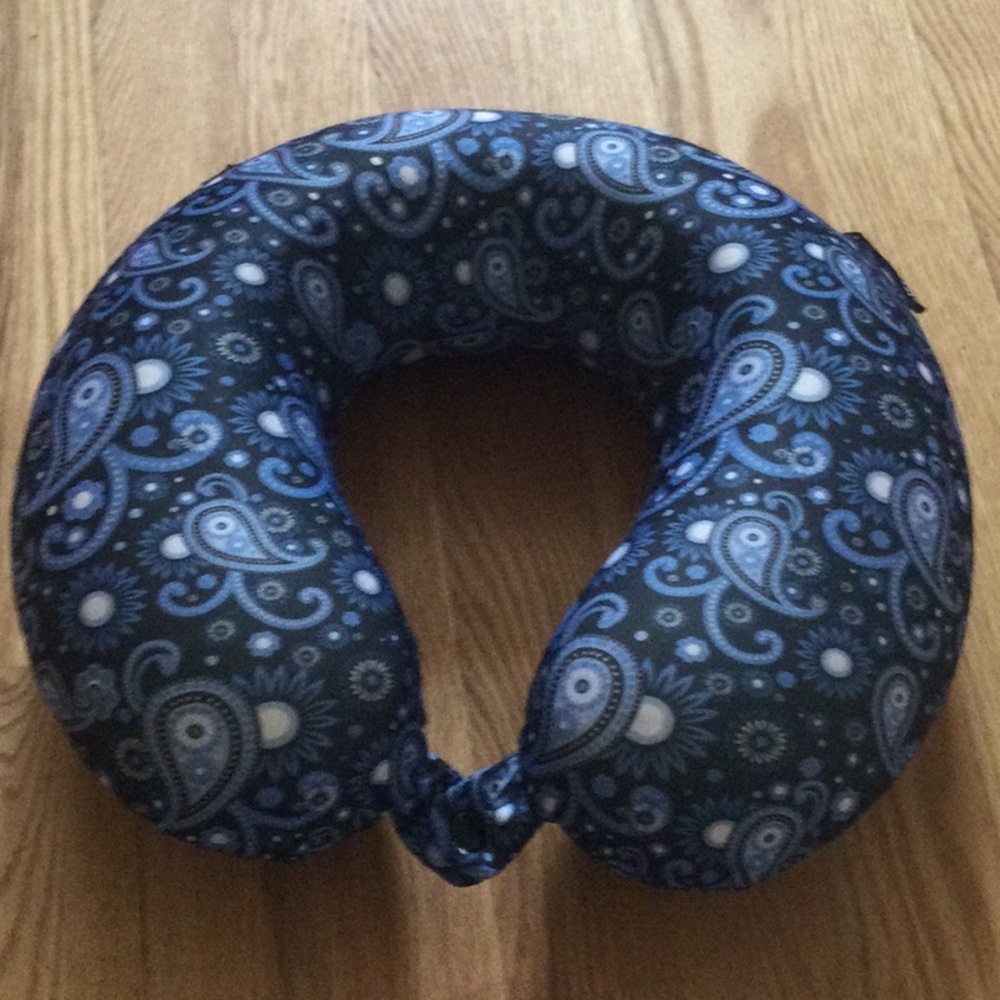 Neck Roll - Picture 2 of 2